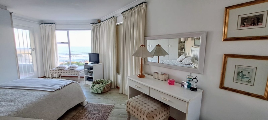 To Let 5 Bedroom Property for Rent in Vermont Western Cape